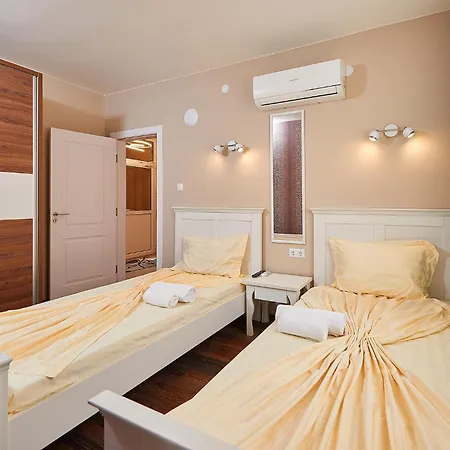 Luxury Saint George Beauty And Style Apartman